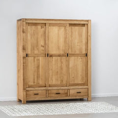 ARMOIRE