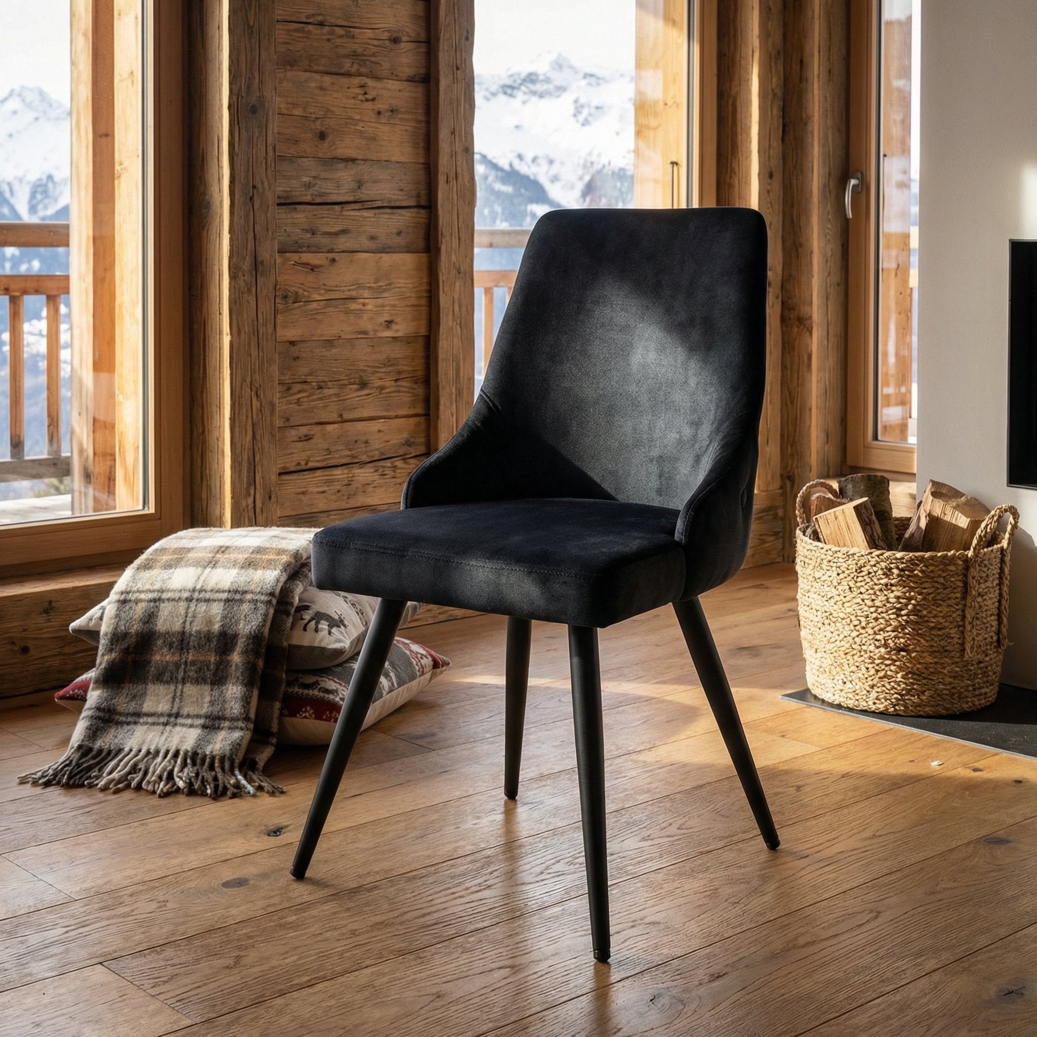 CHAISE