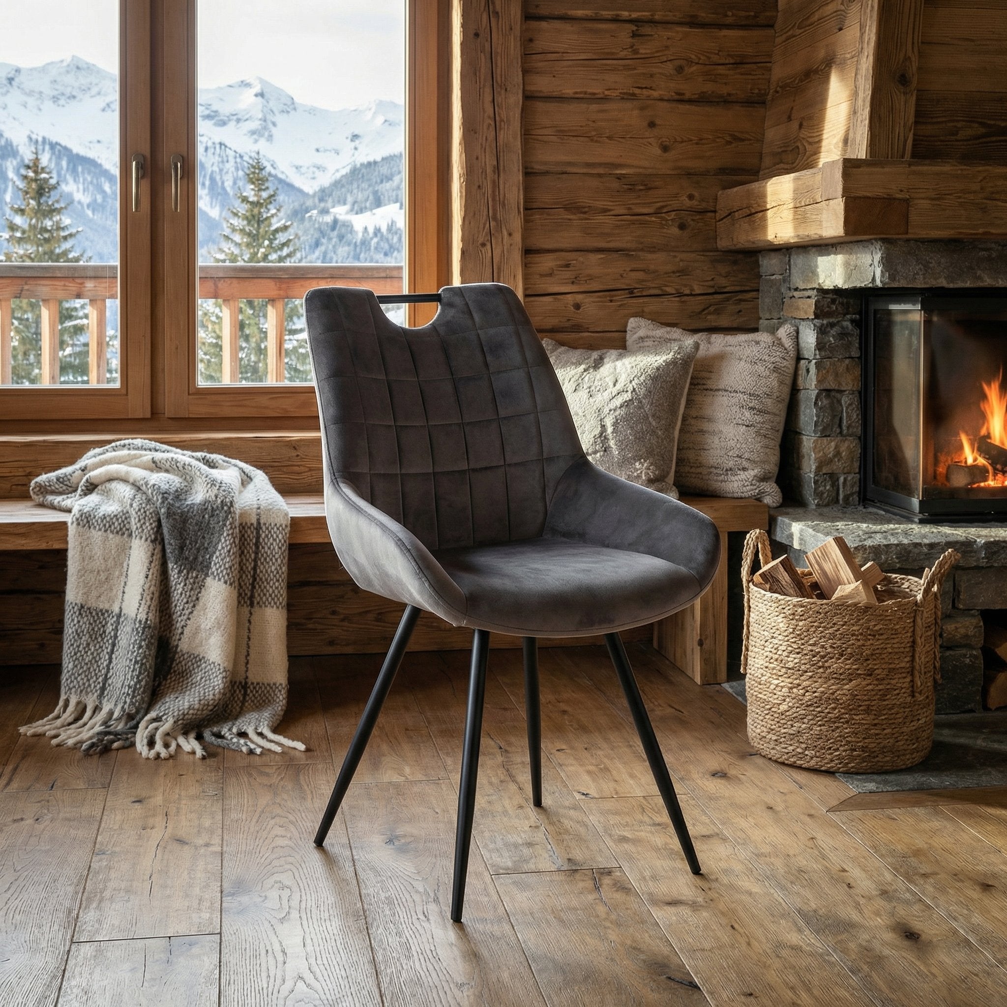 CHAISE