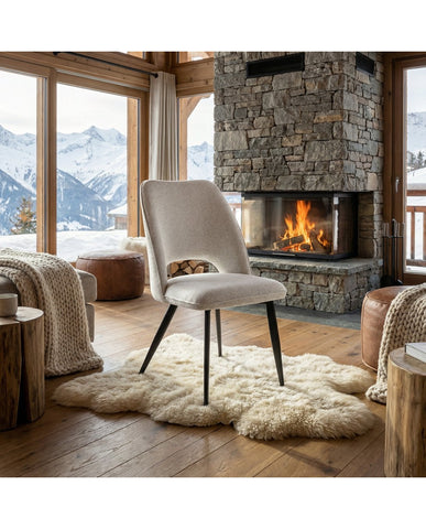 CHAISE ROXANE