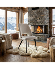 CHAISE ROXANE