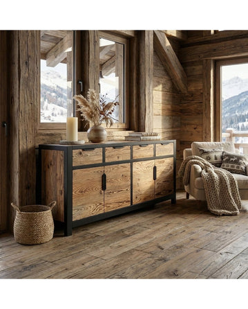 Bahut LT-05 en ambiance chalet montagne avec décos