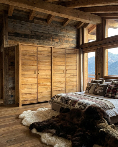 ARMOIRE