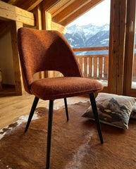 CHAISE ROXANE