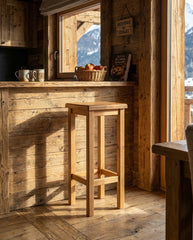 Tabouret haut épicéa T351 — décor bar chalet montagne